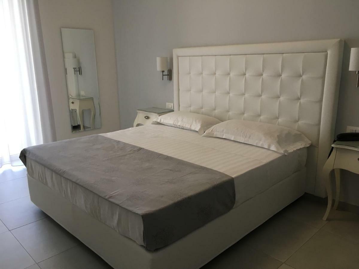 Hotel Puglia Garden Βιέστε Εξωτερικό φωτογραφία